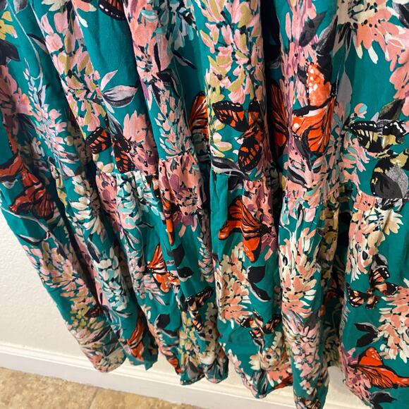 Torrid Green Floral Stretch Challis Pintuck Tiered Midi Dress Plus Size 3 3X - Picture 6 of 11